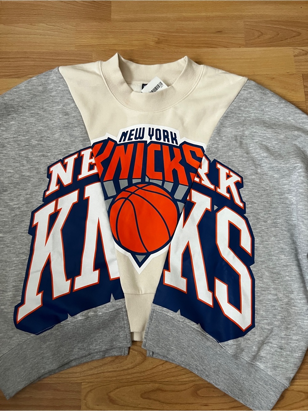 NBA New York Knicks Colorblock Crewneck Sweater in Cream, Gray, Navy & Orange